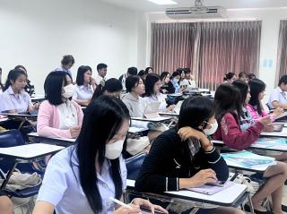 10. Day 1 โครงการพัฒนาทักษะด้านภาษาอังกฤษ สำหรับนักศึกษาครู